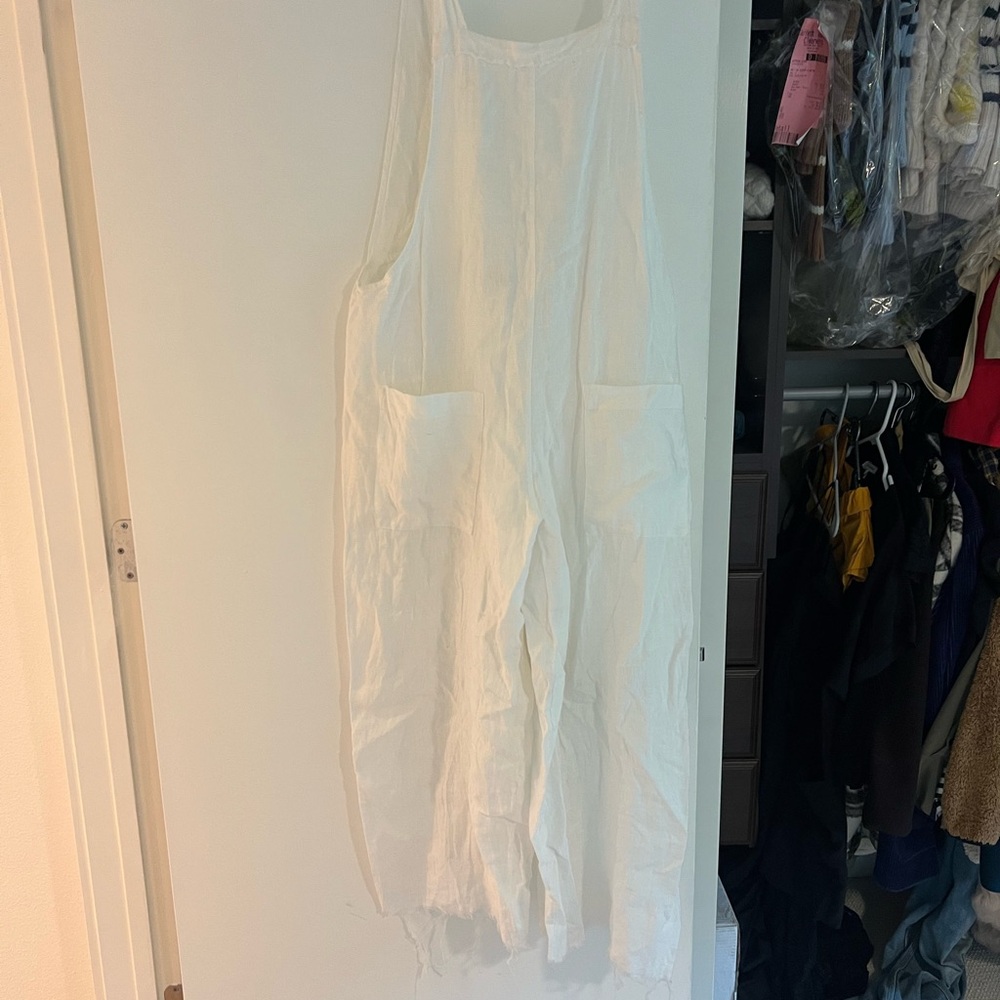 9Seed Resort White Linen Sleeveless Jumpsuit with Pockets Size 2